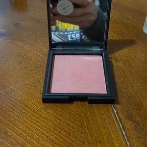 Mineral blush